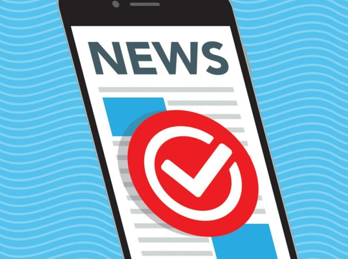 News on device with red check